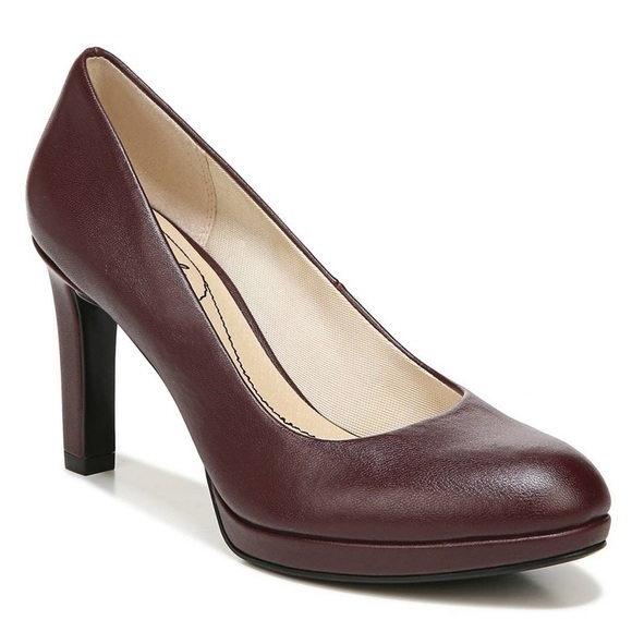 LifeStride Women's Julia Pump Pinot Noir (WIDE) - Picture 1 of 7